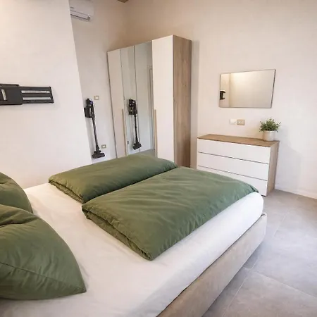 Amorelina Villa *